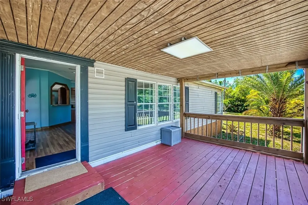 1216 Pine Avenue Labelle FL 33935