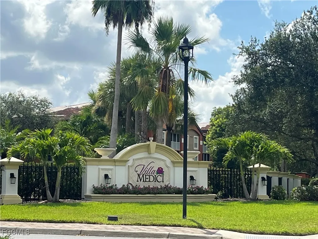 9453 Montebello Way Fort Myers FL 33908