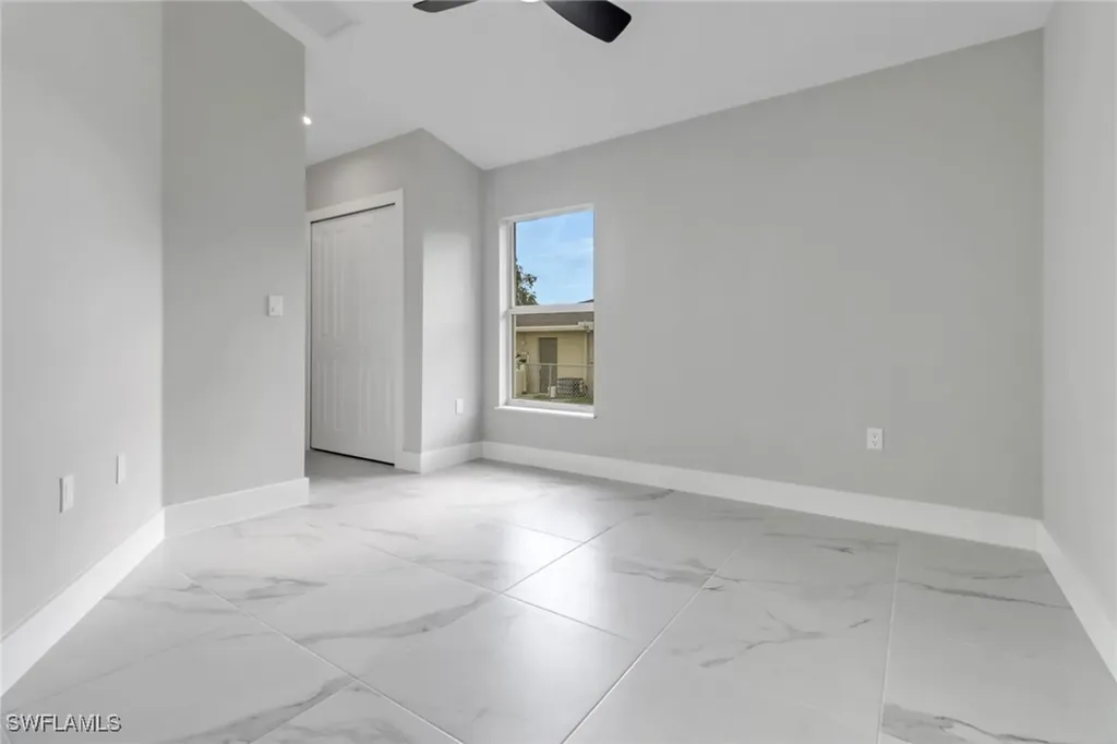 912-914 Ainsworth Street W Lehigh Acres FL 33974