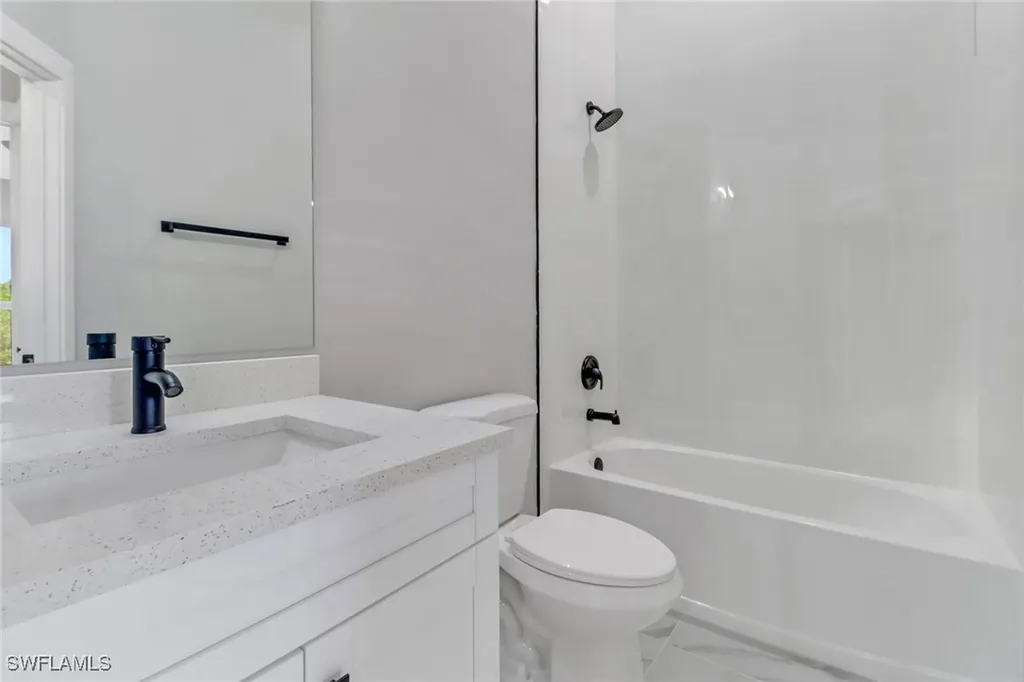 912-914 Ainsworth Street W Lehigh Acres FL 33974