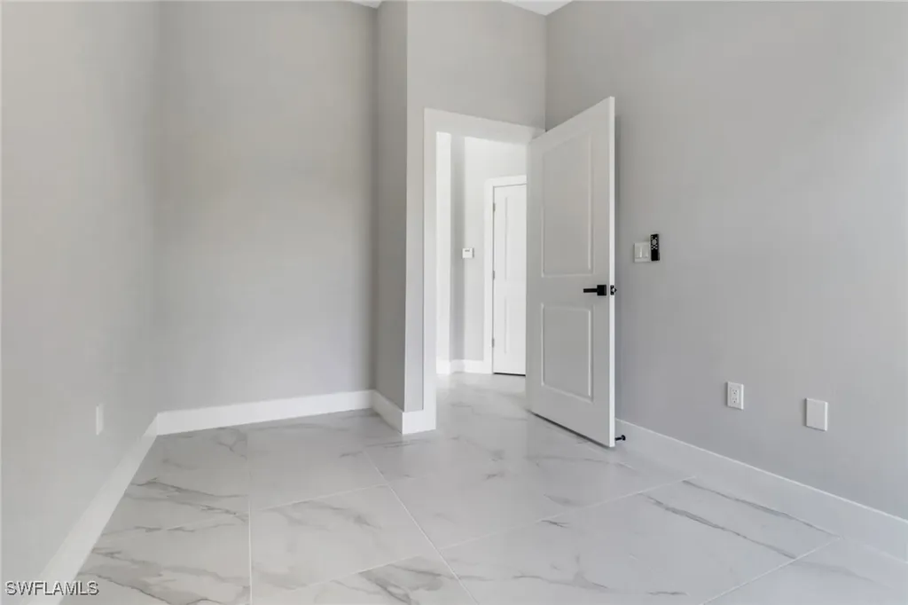 912-914 Ainsworth Street W Lehigh Acres FL 33974