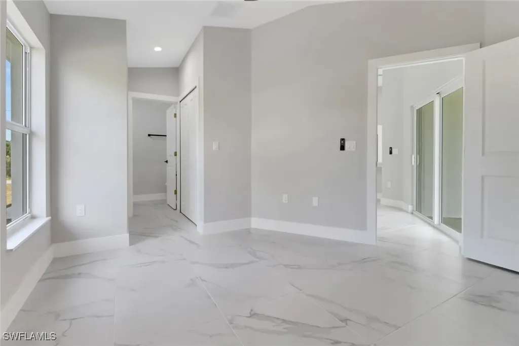912-914 Ainsworth Street W Lehigh Acres FL 33974