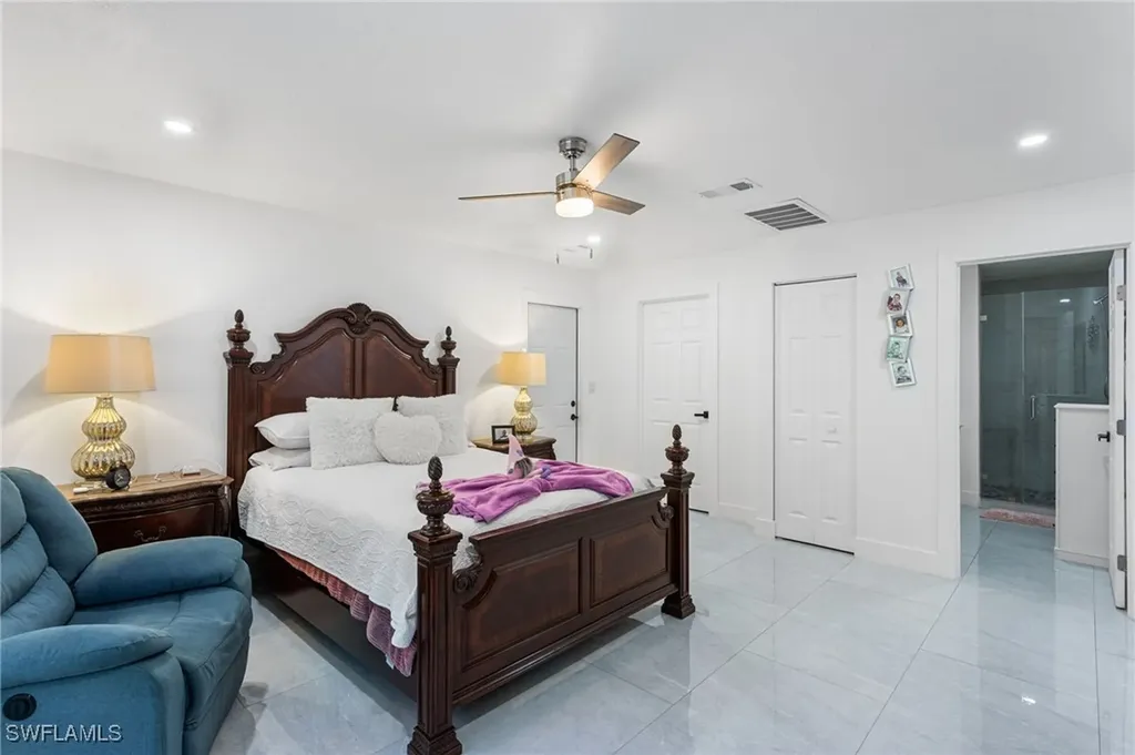 2104 Wellington Avenue Alva FL 33920