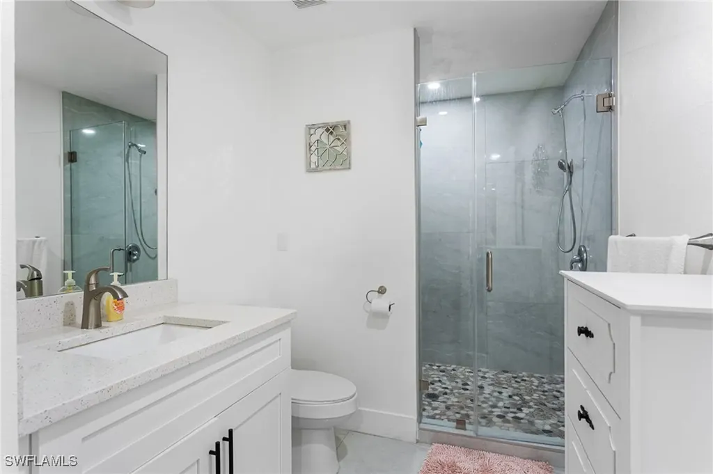 2104 Wellington Avenue Alva FL 33920