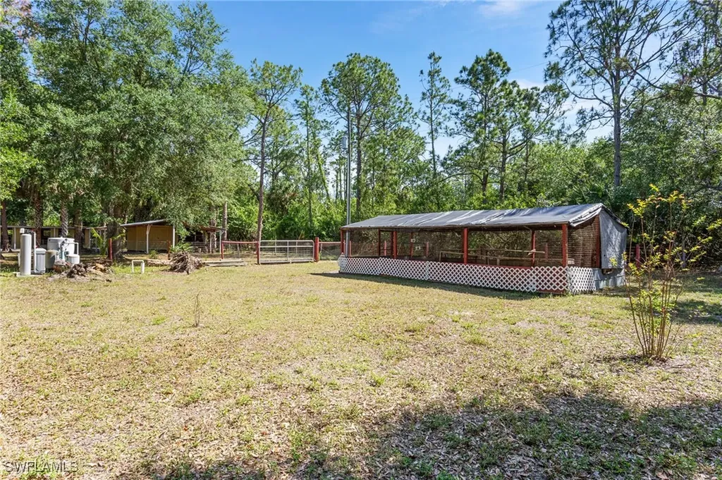 2104 Wellington Avenue Alva FL 33920