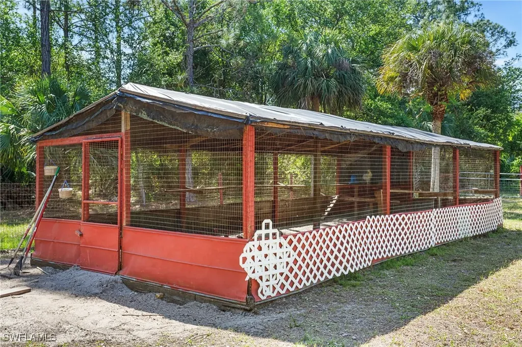 2104 Wellington Avenue Alva FL 33920