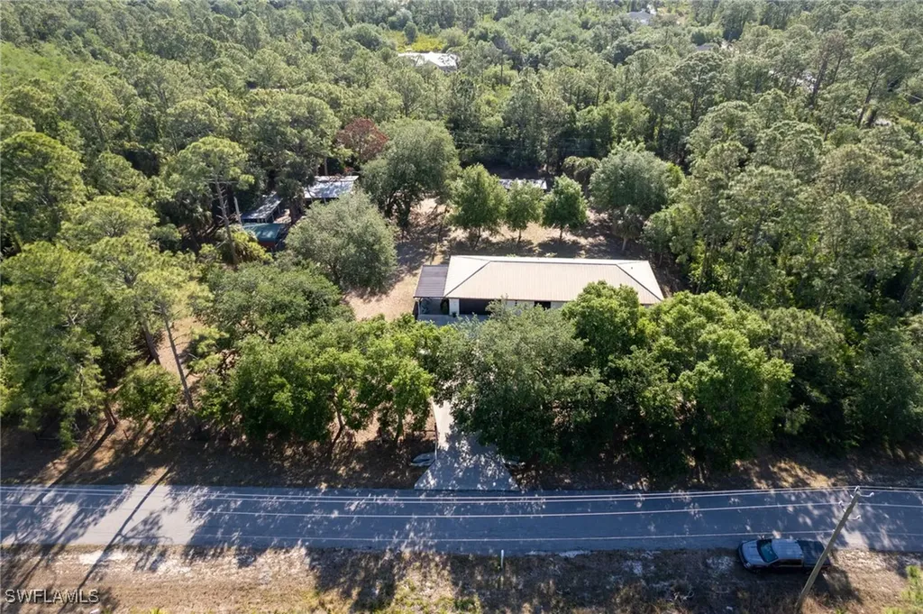 2104 Wellington Avenue Alva FL 33920