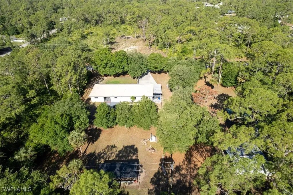2104 Wellington Avenue Alva FL 33920
