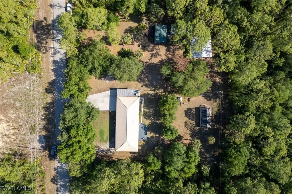 2104 Wellington Avenue Alva FL 33920