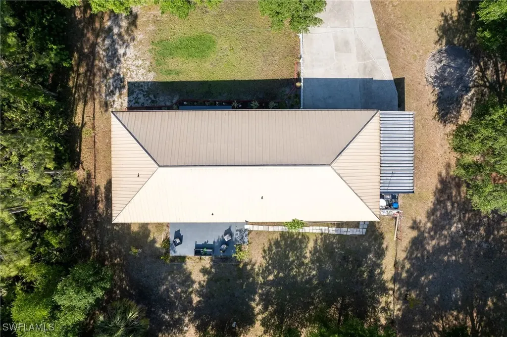 2104 Wellington Avenue Alva FL 33920