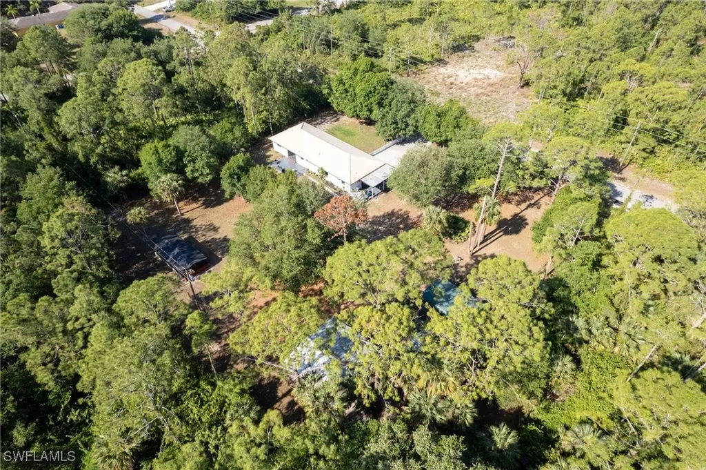 2104 Wellington Avenue Alva FL 33920