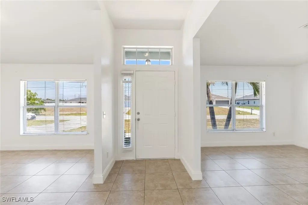 3066 NW 3rd Place Cape Coral FL 33993