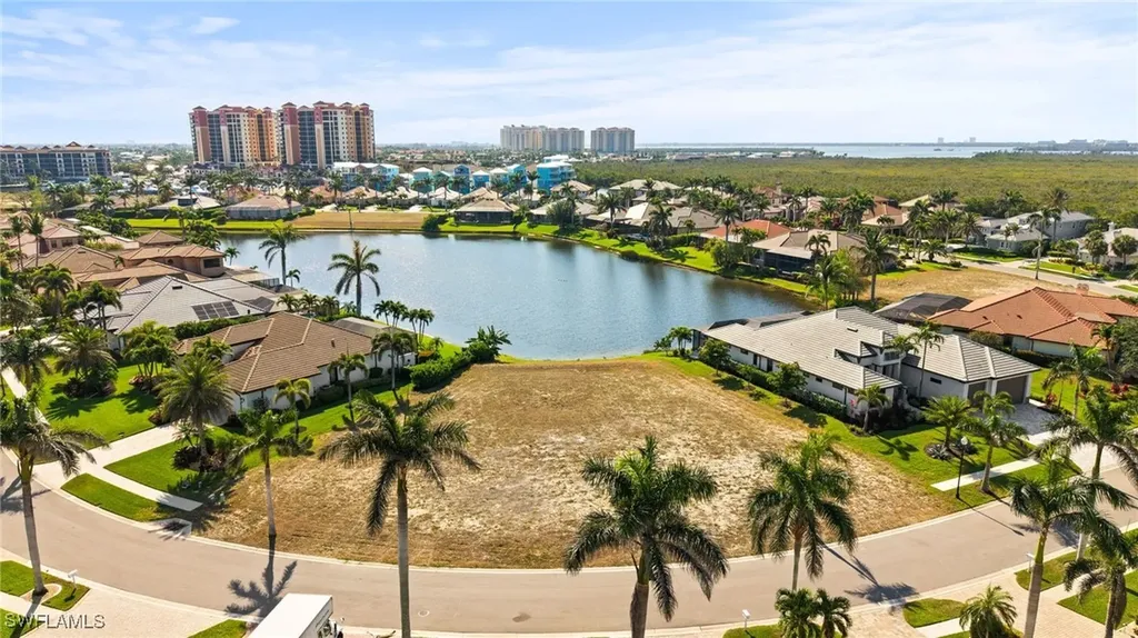 1922 Harbour Circle Cape Coral FL 33914
