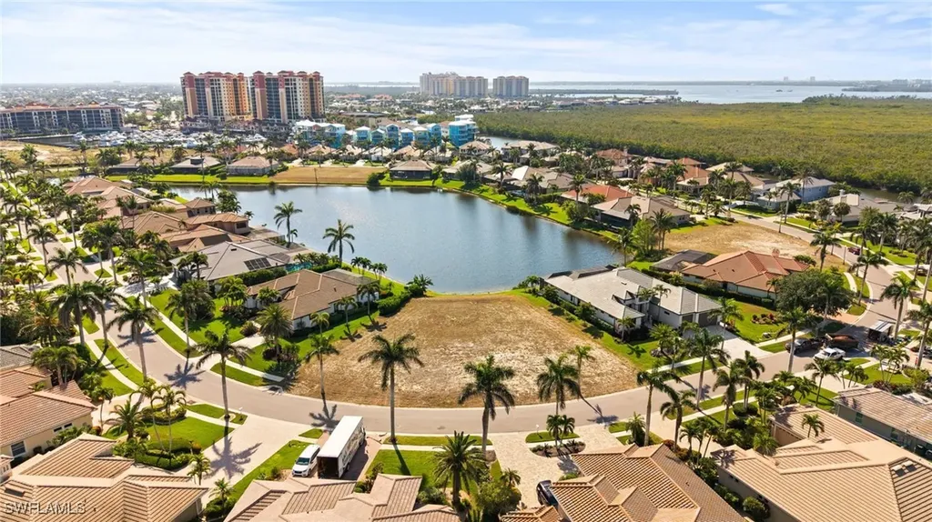 1922 Harbour Circle Cape Coral FL 33914