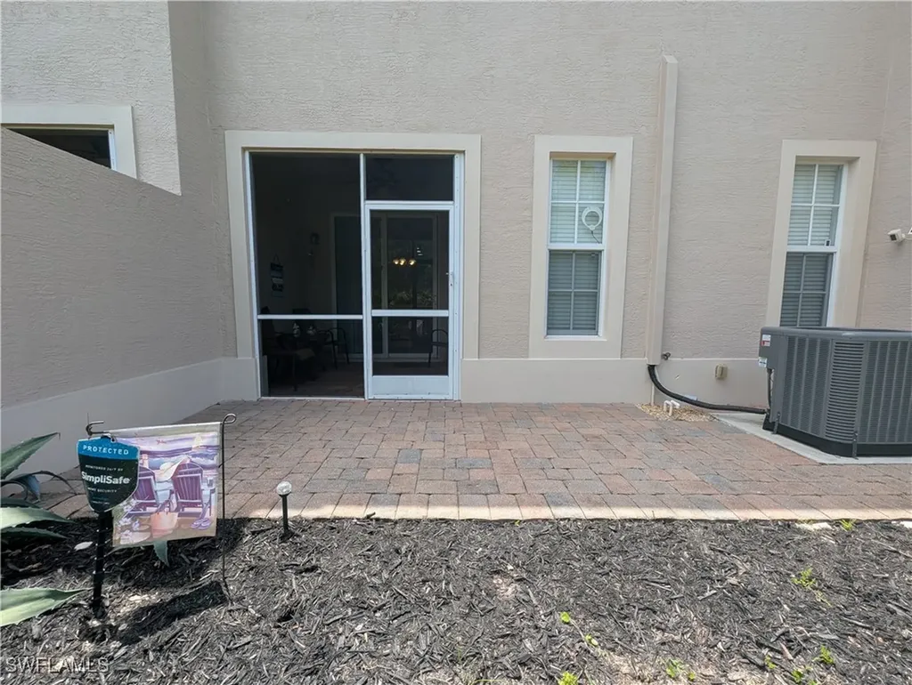 4000 Cherrybrook Loop Fort Myers FL 33966