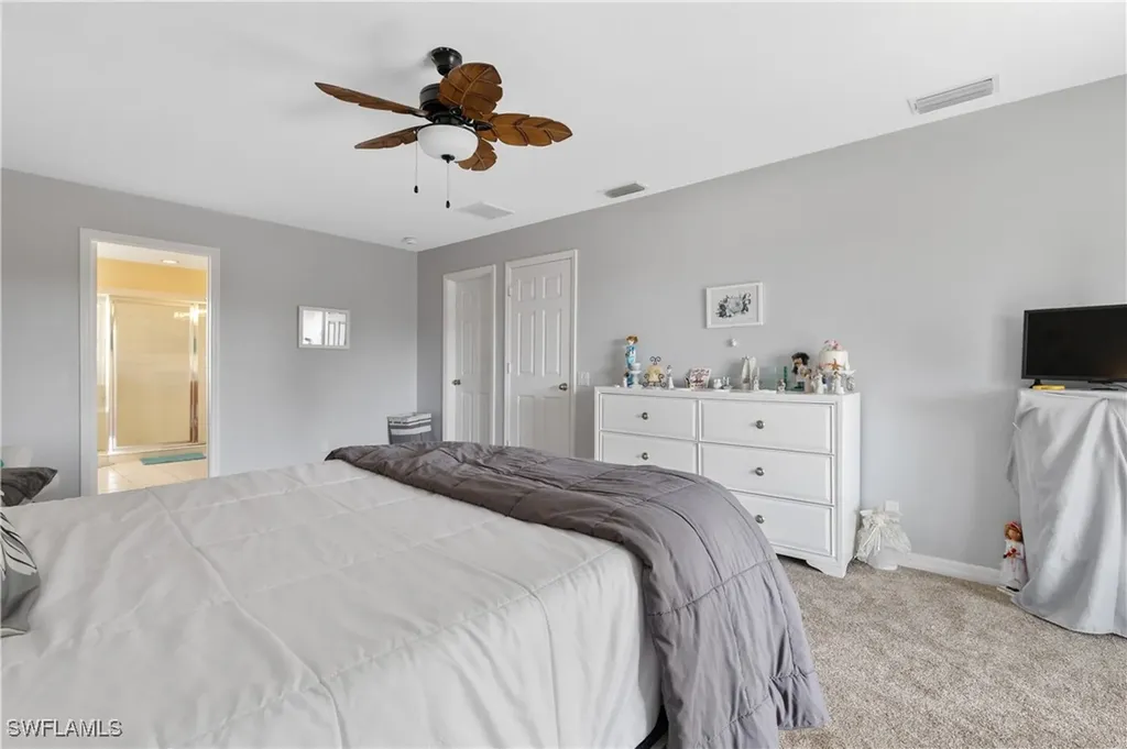 2305 Cape Heather Circle Cape Coral FL 33991