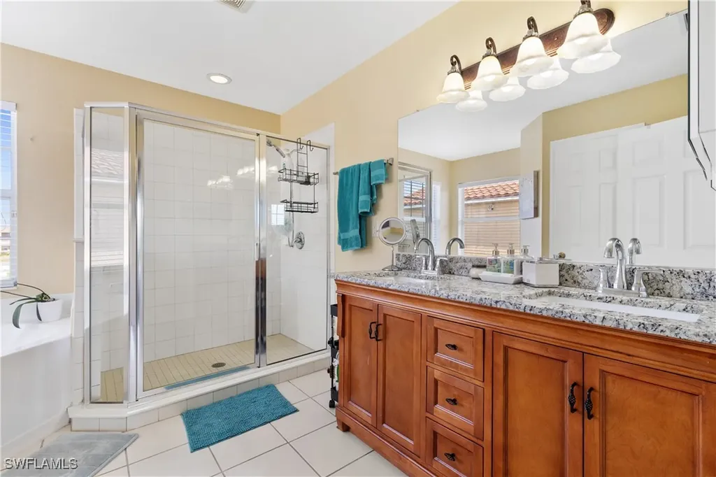 2305 Cape Heather Circle Cape Coral FL 33991