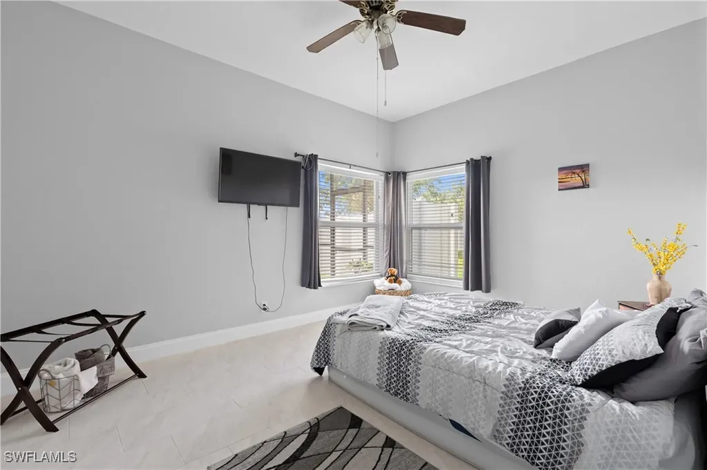 2305 Cape Heather Circle Cape Coral FL 33991