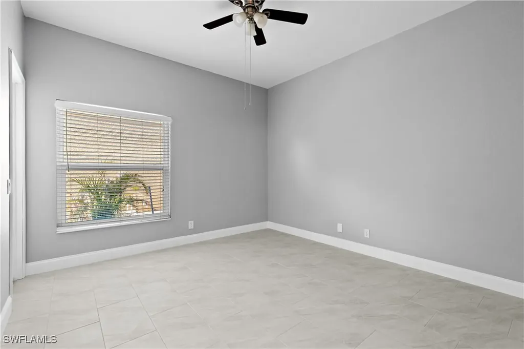 2305 Cape Heather Circle Cape Coral FL 33991