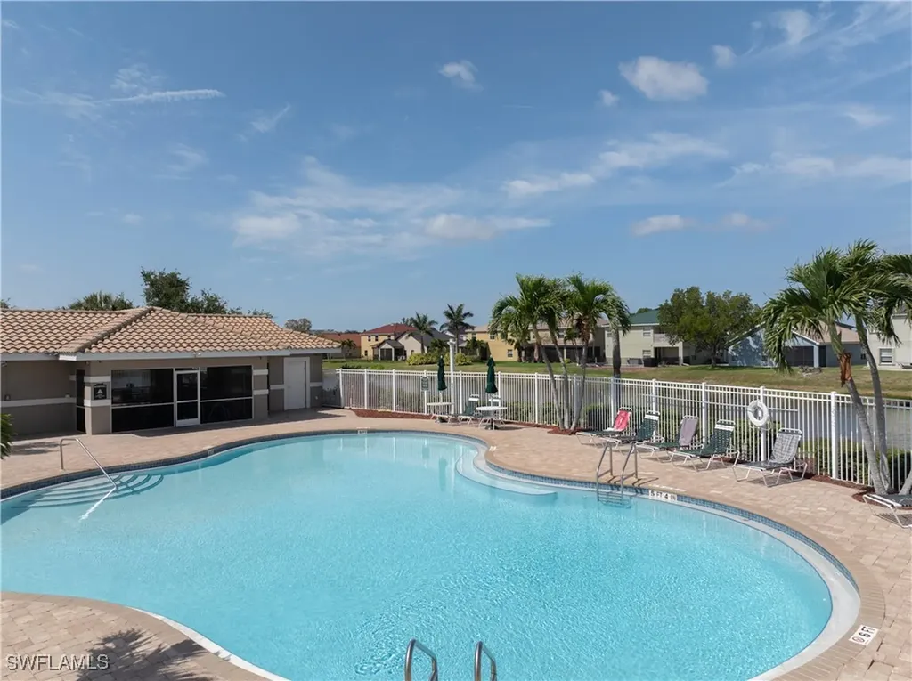 2305 Cape Heather Circle Cape Coral FL 33991