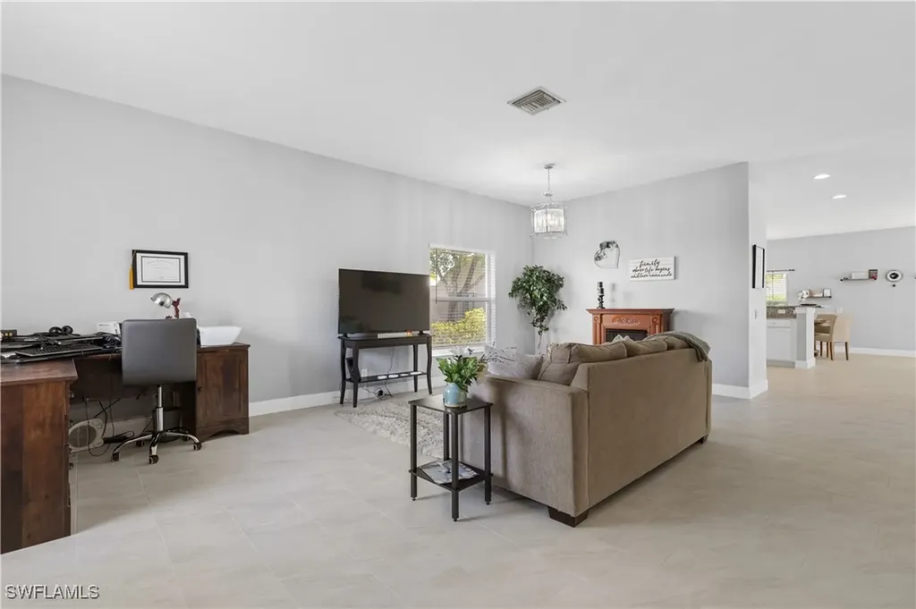 2305 Cape Heather Circle Cape Coral FL 33991