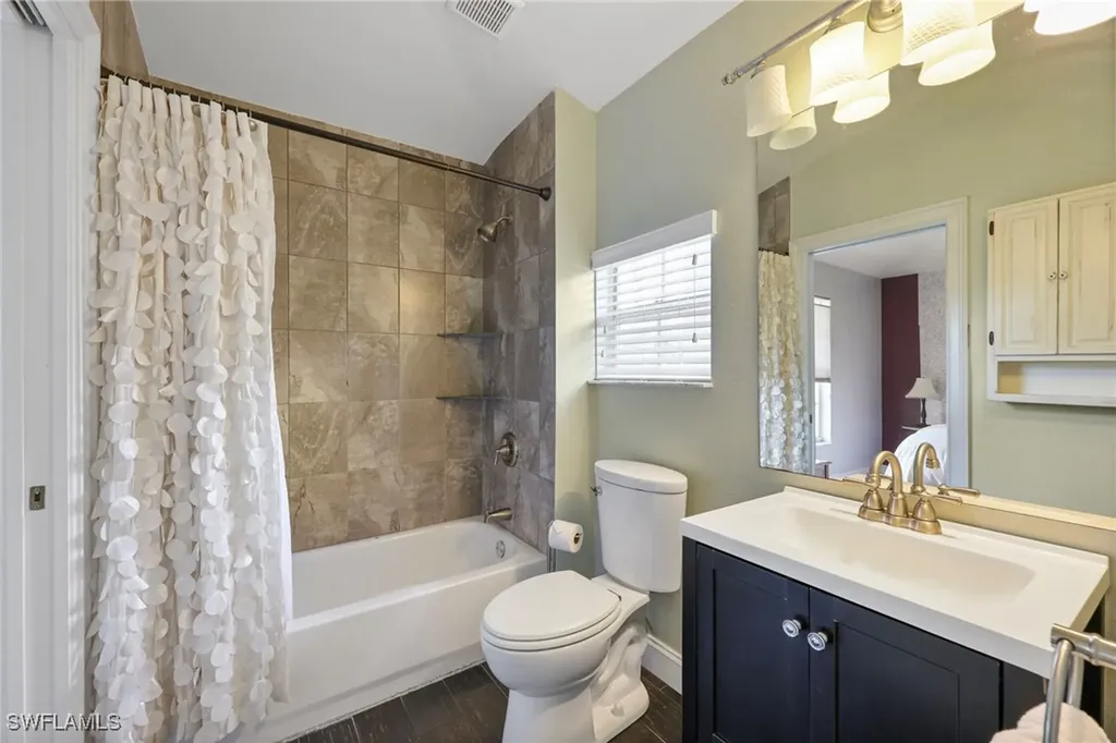 2348 Lake Avenue Naples FL 34112