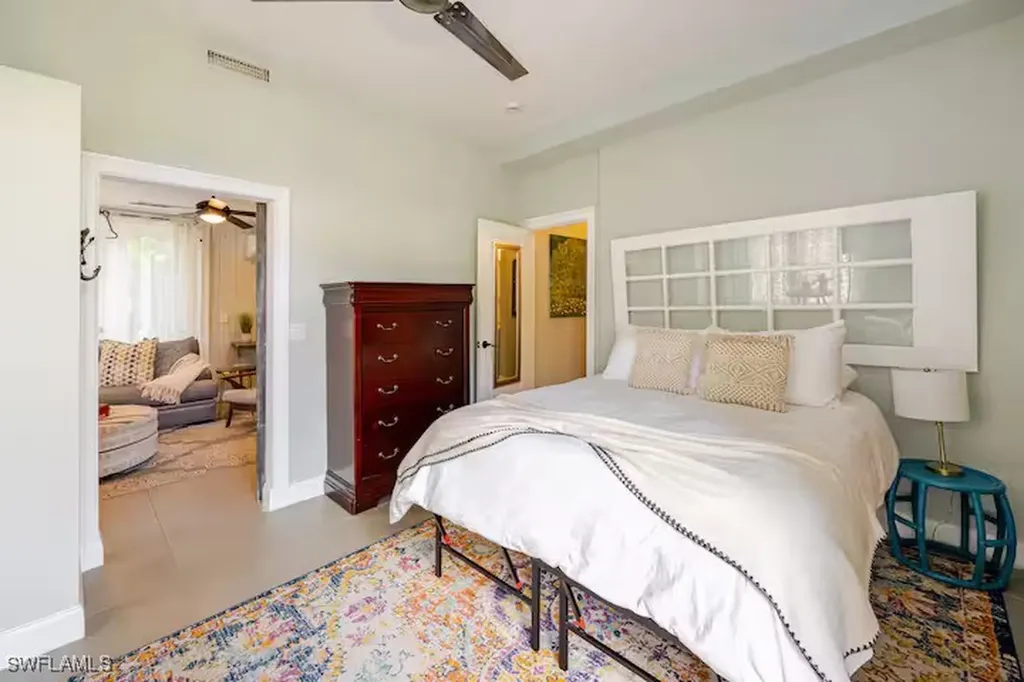 2348 Lake Avenue Naples FL 34112