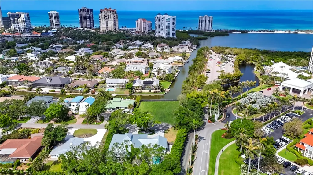 5291 Sand Dollar Lane Naples FL 34103