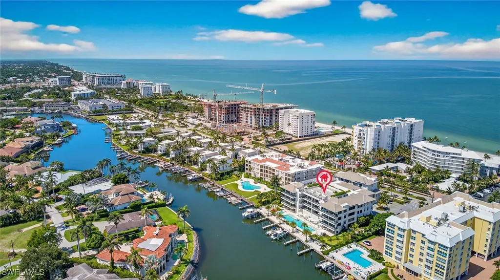 1820 Gulf Shore Boulevard N Naples FL 34102