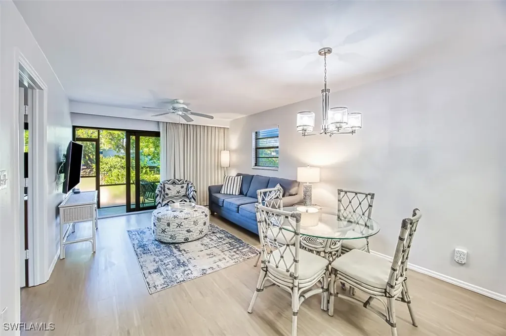 600 Neapolitan Way Naples FL 34103