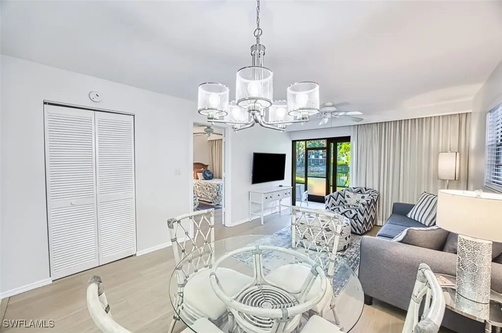 600 Neapolitan Way Naples FL 34103