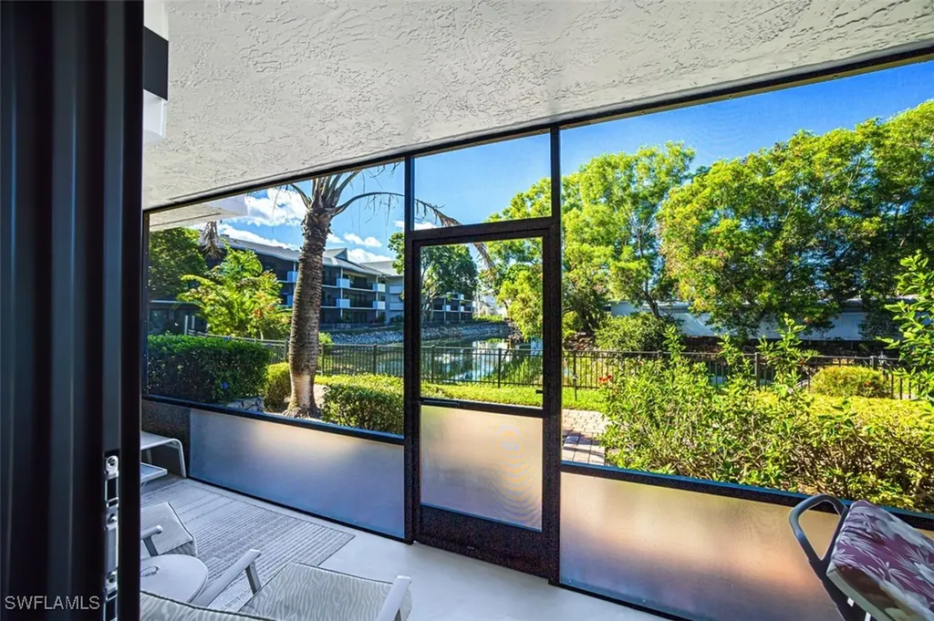 600 Neapolitan Way Naples FL 34103