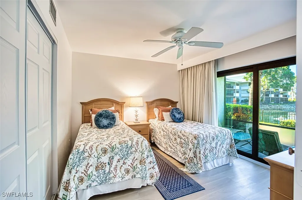 600 Neapolitan Way Naples FL 34103