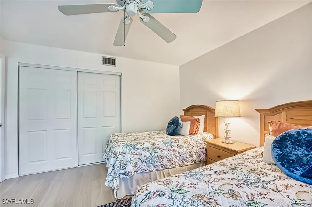 600 Neapolitan Way Naples FL 34103