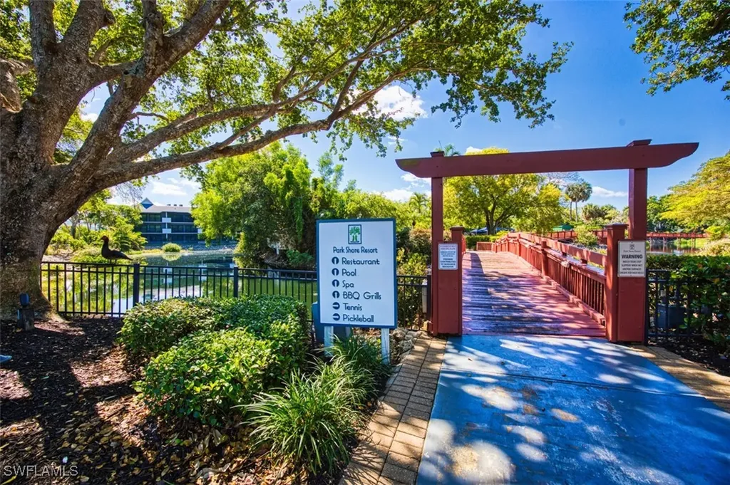 600 Neapolitan Way Naples FL 34103