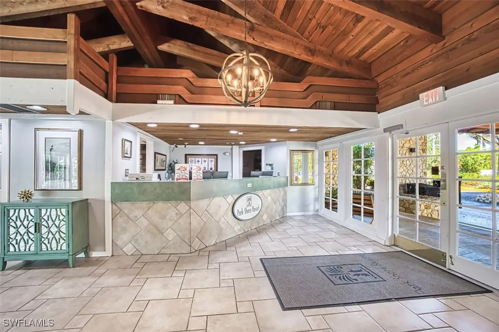 600 Neapolitan Way Naples FL 34103