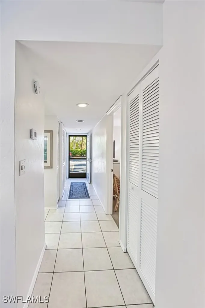 600 Neapolitan Way Naples FL 34103