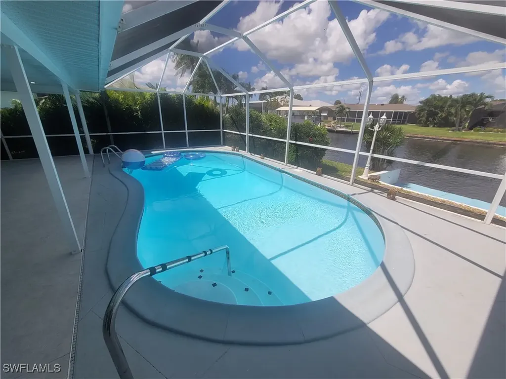 125 SE 41st Terrace Cape Coral FL 33904