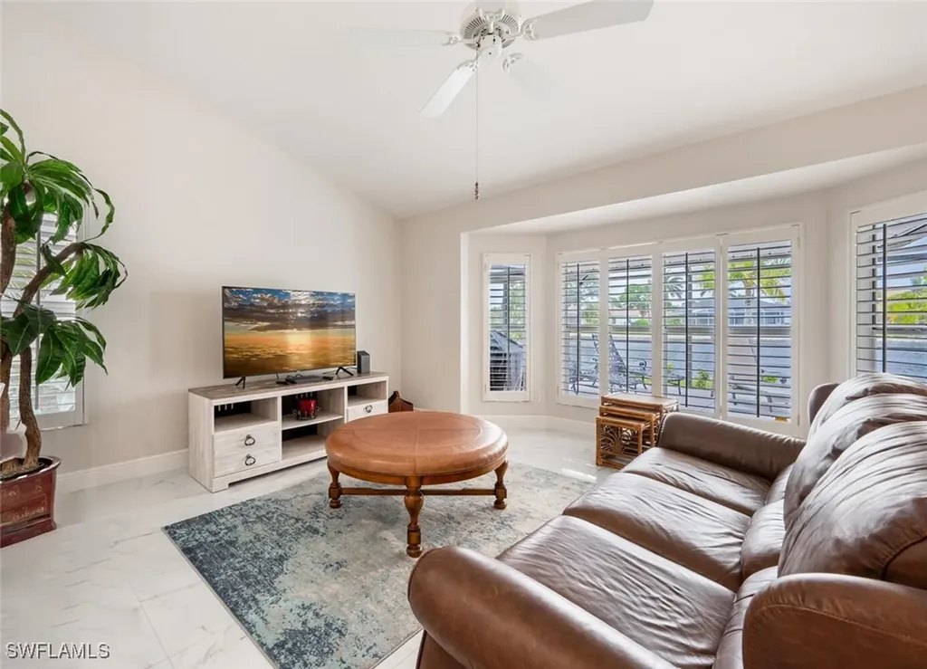 624 Lambton Lane Naples FL 34104