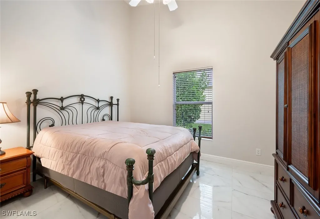 624 Lambton Lane Naples FL 34104