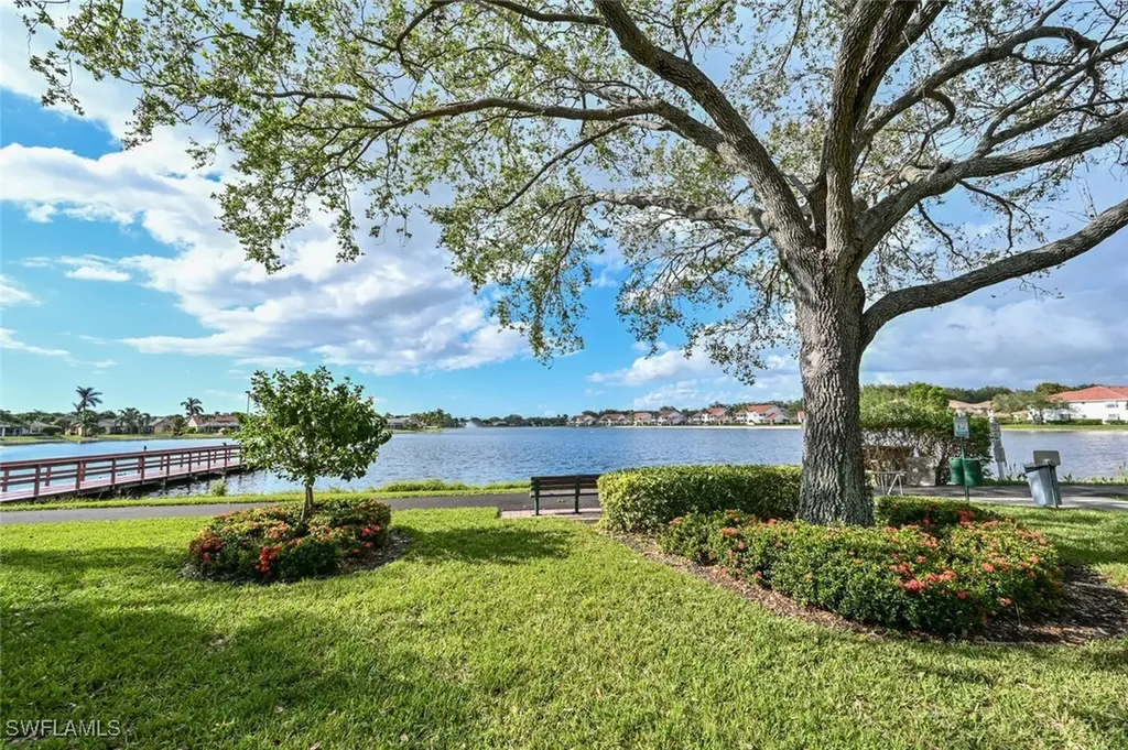 624 Lambton Lane Naples FL 34104