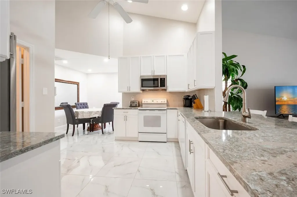 624 Lambton Lane Naples FL 34104