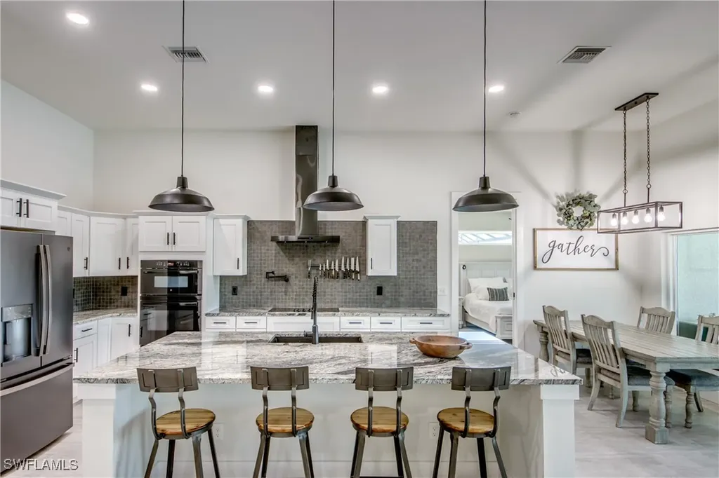3621 NW 14th Street Cape Coral FL 33993