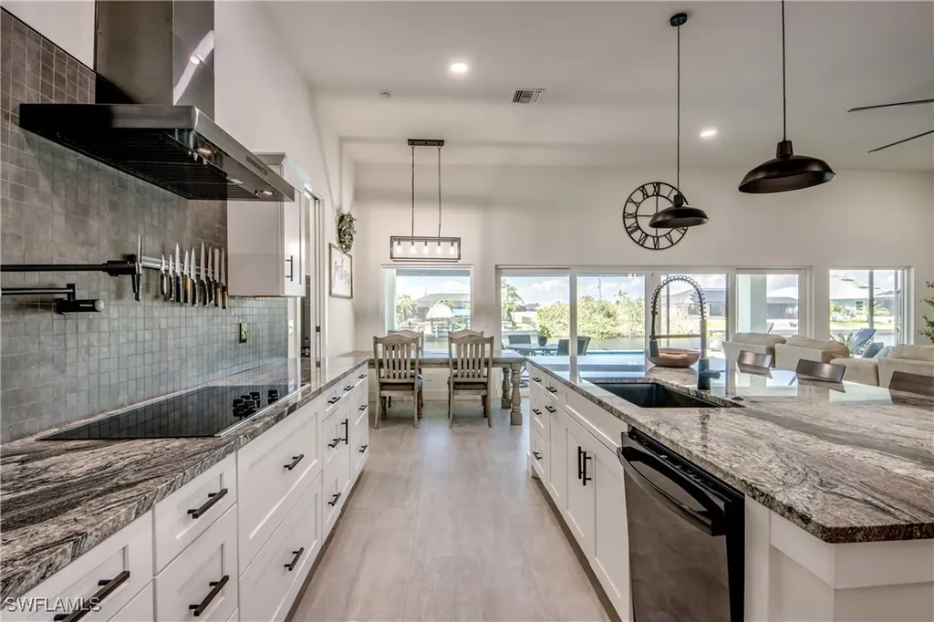 3621 NW 14th Street Cape Coral FL 33993