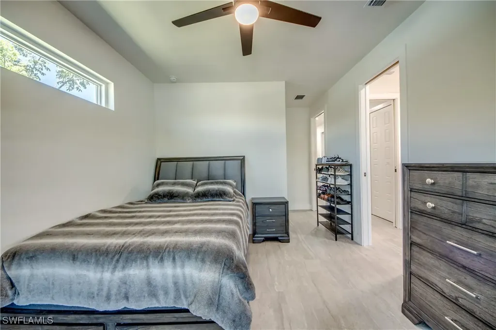 3621 NW 14th Street Cape Coral FL 33993