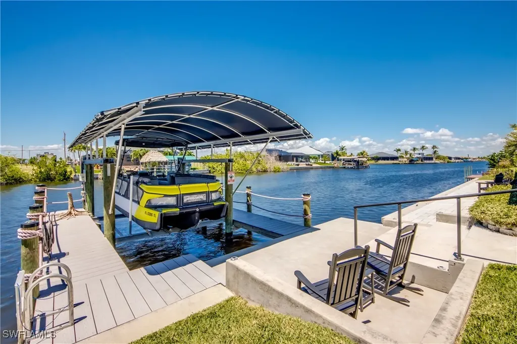 3621 NW 14th Street Cape Coral FL 33993