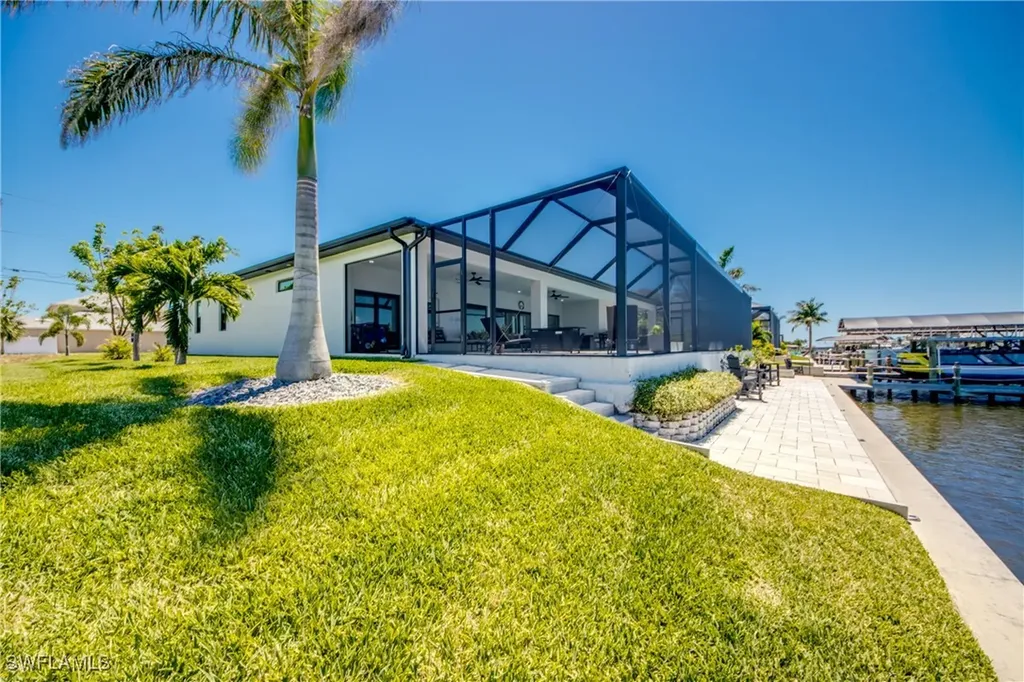 3621 NW 14th Street Cape Coral FL 33993