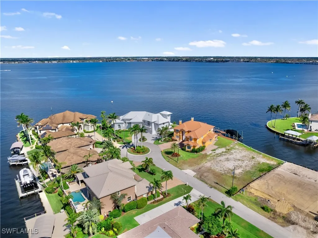799 Cypress Lake Circle Fort Myers FL 33919