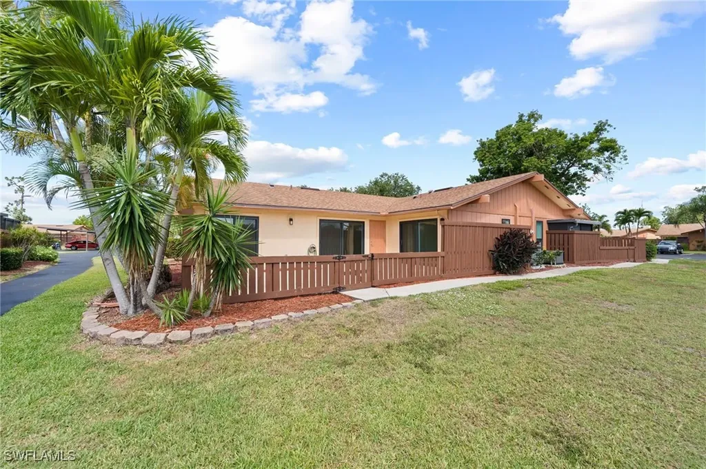 17307 Timber Oak Lane Fort Myers FL 33908