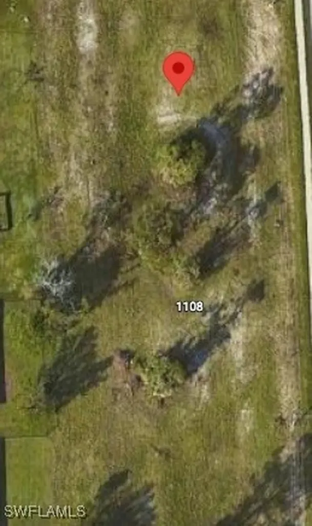 1102 Skyline Boulevard Cape Coral FL 33991